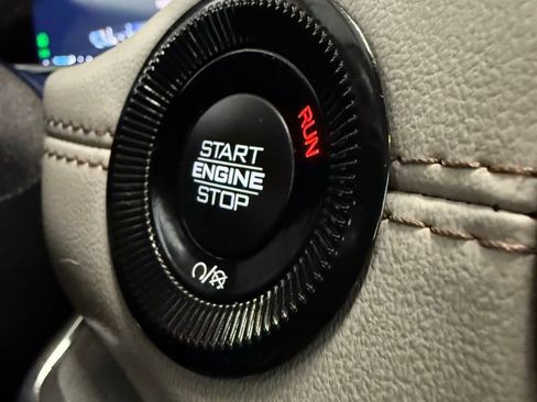 Used 2022 Jeep Compass Limited w/ Elite Group image 32