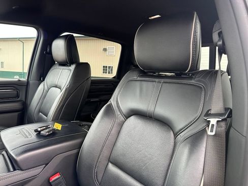 Used 2022 RAM 1500 Limited w/ Body-Colour Bumper Group AWD/4WD image 13