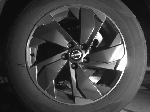 Used 2025 Nissan Rogue SV image 14