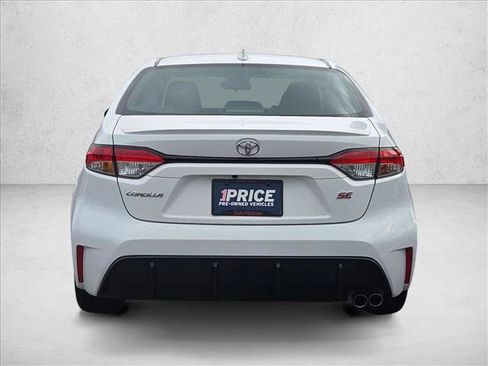Used 2023 Toyota Corolla SE FWD image 7