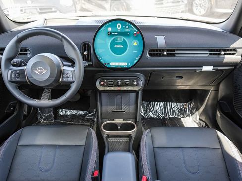 Used 2026 MINI Cooper 4-Door Hardtop FWD image 15