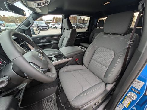 New 2026 RAM 1500 4x4 Crew Cab image 13