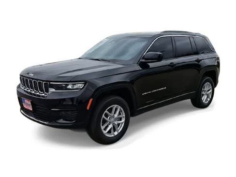 New 2026 Jeep Grand Cherokee Laredo X RWD image 4