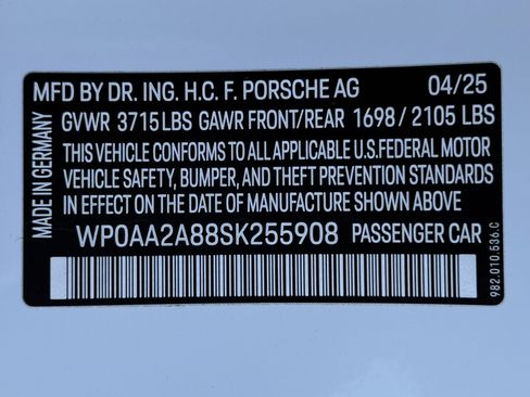 Used 2025 Porsche 718 Cayman image 34