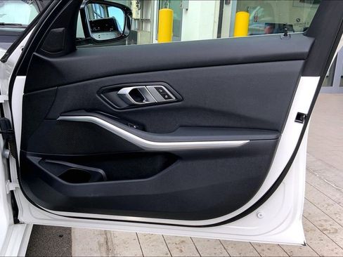 Used 2020 BMW 330i Sedan RWD image 24