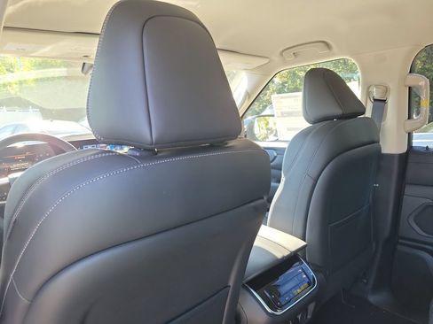 New 2026 Nissan Armada SV AWD/4WD image 15