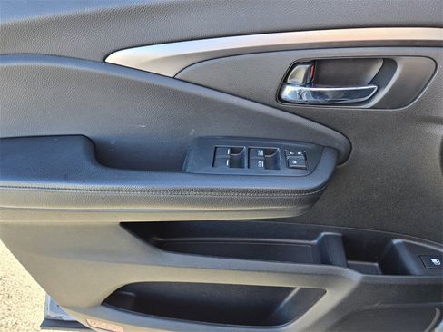 Used 2022 Honda Pilot Sport image 33