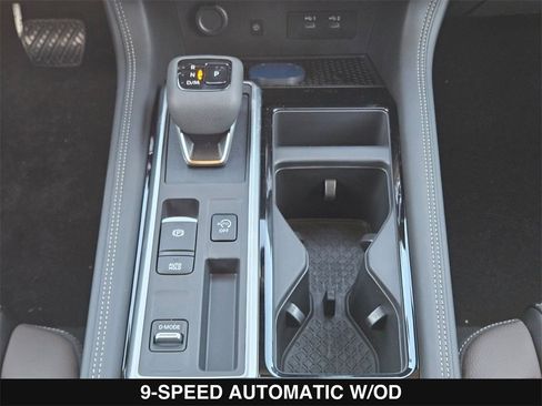 New 2026 Nissan Pathfinder Platinum image 25