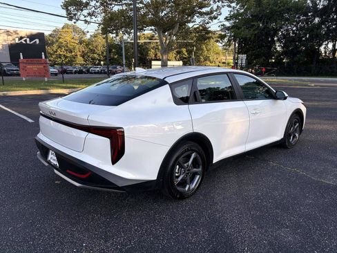 Used 2025 Kia K4 FWD image 6