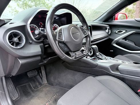 Used 2017 Chevrolet Camaro LT w/ RS Package image 18