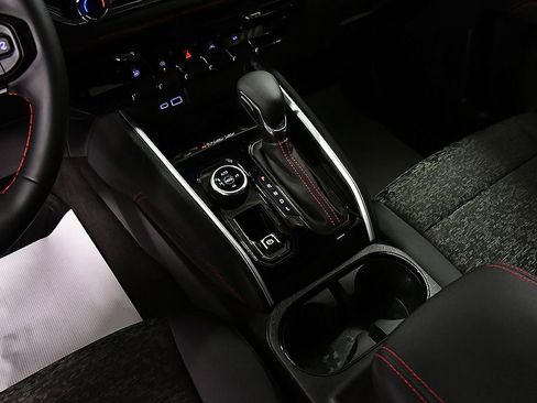 Used 2024 Chevrolet Colorado Z71 w/ LPO, Dark Essentials Package image 25