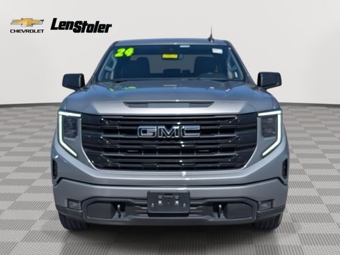 Used 2023 GMC Sierra 1500 Elevation image 8