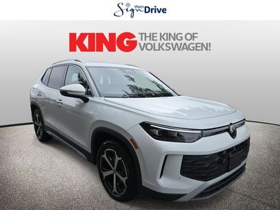 New 2025 Volkswagen Tiguan SE