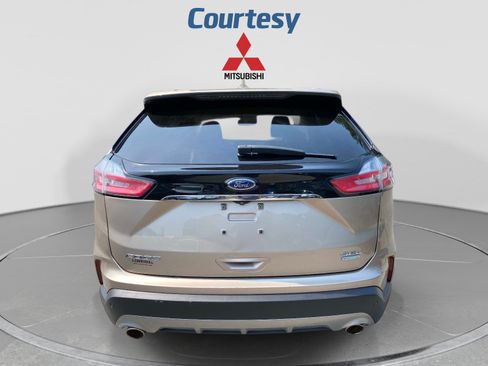 Used 2020 Ford Edge SEL w/ Cargo Accessory Package FWD image 4