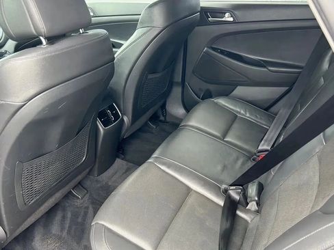 Used 2016 Hyundai Tucson Limited w/ Option Group 03 image 12