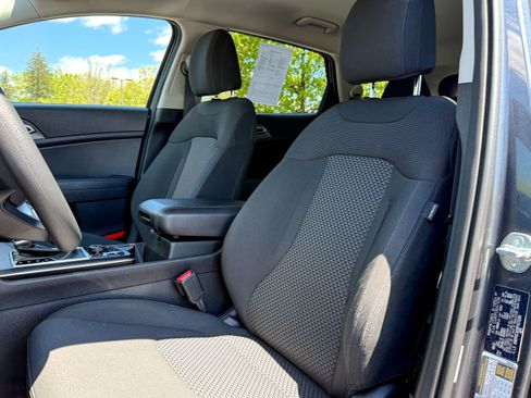 Used 2023 Kia Sportage LX AWD/4WD image 16