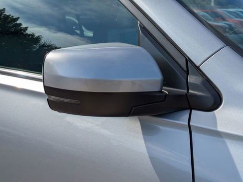 Used 2023 Honda Pilot EX-L image 12