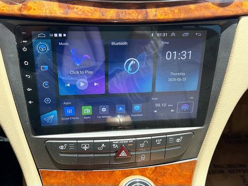 Used 2009 Mercedes-Benz E 350 Sedan image 27