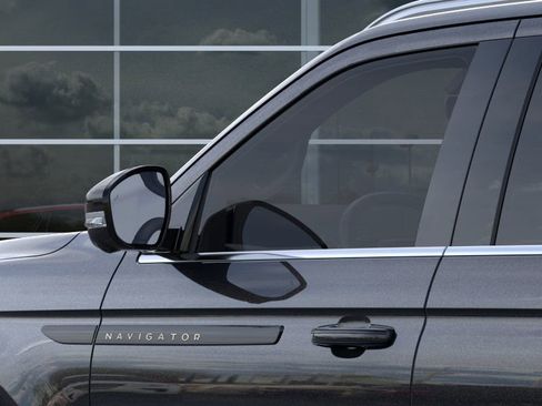 New 2026 Lincoln Navigator L Black Label image 20