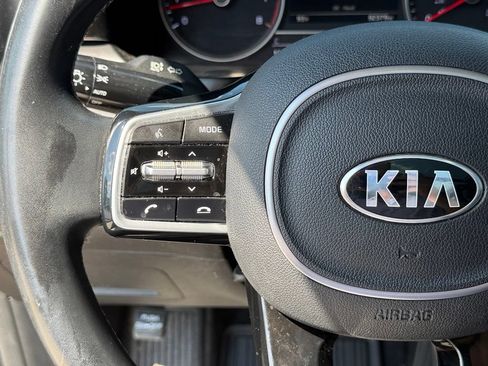 Used 2021 Kia Sorento S w/ Panoramic Sunroof Package AWD/4WD image 15