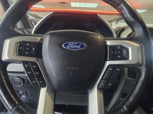 Used 2020 Ford F150 Lariat image 27