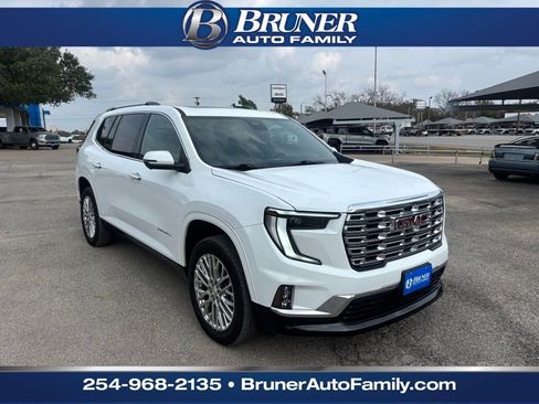 Used 2024 GMC Acadia Denali image 3