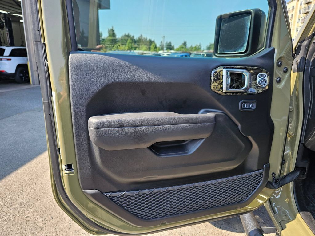 New 2025 Jeep Wrangler Unlimited Sport AWD/4WD image 22