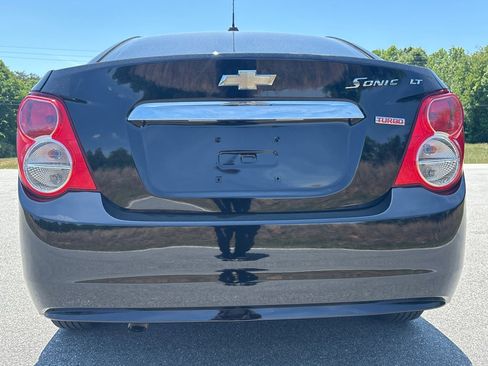 Used 2016 Chevrolet Sonic LT FWD image 3