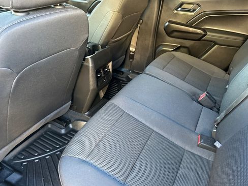 Used 2024 GMC Canyon Elevation image 14