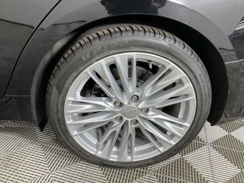 Used 2021 Cadillac CT4 Premium Luxury image 9