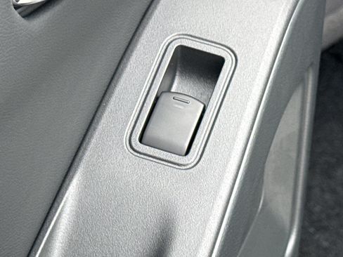 New 2026 Nissan Frontier SV AWD/4WD image 29