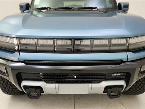 Used 2024 GMC Hummer EV 3X w/ Omega Edition image 8