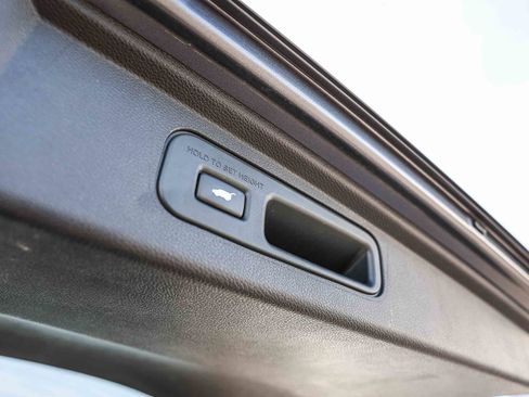 Certified 2024 Honda Odyssey EX-L image 31