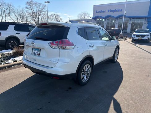Used 2015 Nissan Rogue SL w/ SL Premium Package image 4