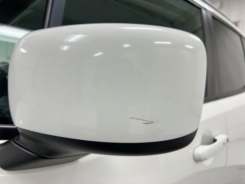 Used 2016 Jeep Renegade Latitude AWD/4WD image 29