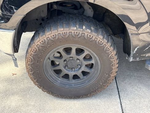 Used 2018 Ford F150 XLT w/ XTR Package AWD/4WD image 12