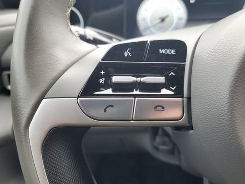 Used 2023 Hyundai Elantra SEL w/ Convenience Package image 32