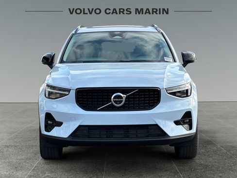 New 2026 Volvo XC40 B5 Plus w/ Protection Package Premier AWD/4WD image 10