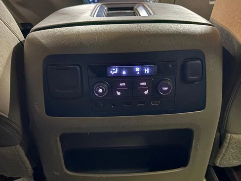 Used 2017 Chevrolet Tahoe Premier image 33