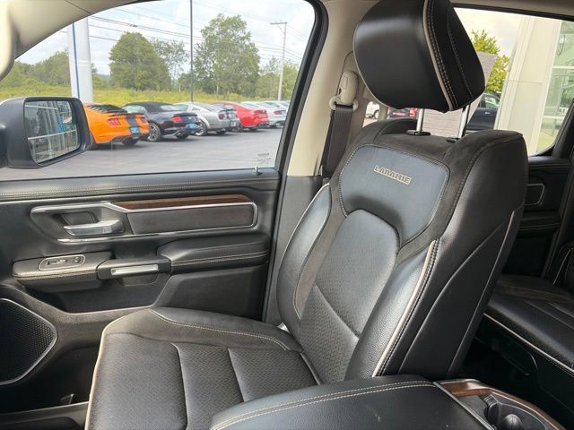 Used 2022 RAM 1500 Laramie AWD/4WD image 10