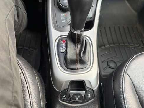 Used 2019 Jeep Compass Latitude w/ Popular Equipment Group AWD/4WD image 23
