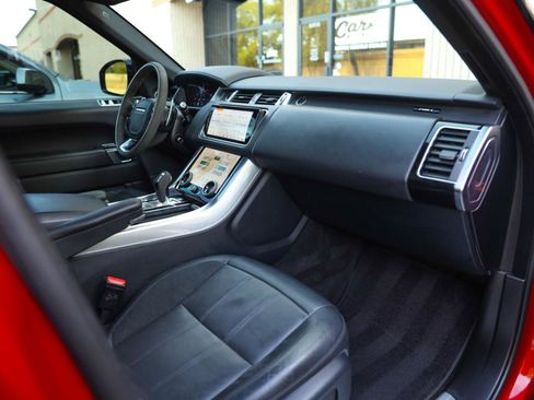 Used 2021 Land Rover Range Rover Sport HST AWD/4WD image 28