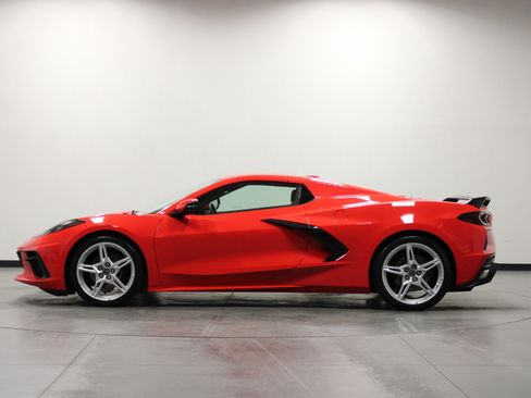 Used 2024 Chevrolet Corvette Stingray Convertible w/ 1LT image 7