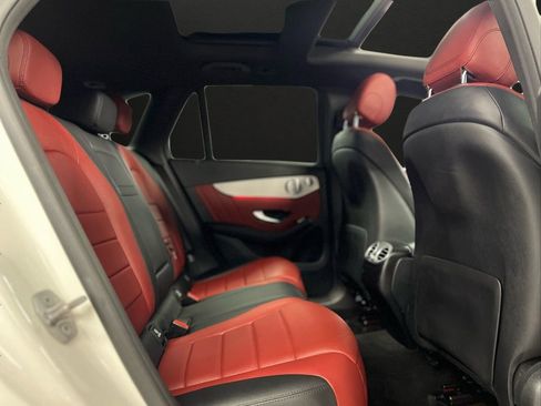 Used 2020 Mercedes-Benz GLC 300 4MATIC w/ AMG Line image 18