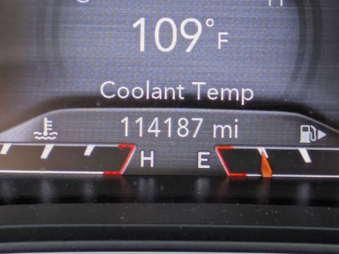 Used 2019 Jeep Cherokee Limited FWD image 14
