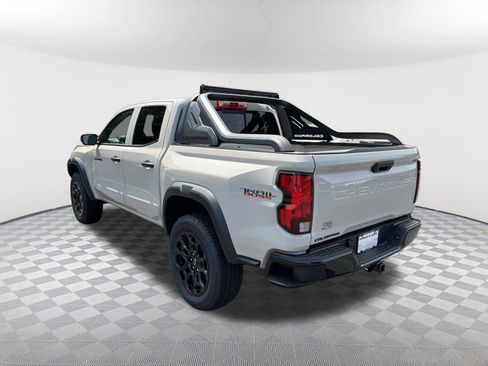 New 2026 Chevrolet Colorado Trail Boss w/ Midnight Edition AWD/4WD image 7