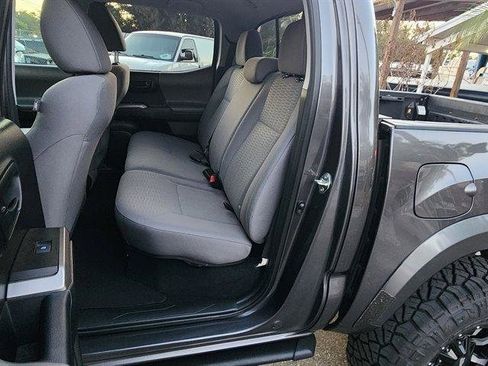 Used 2017 Toyota Tacoma SR5 w/ Tow Package image 27