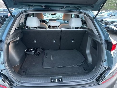 Certified 2022 Hyundai Kona SEL w/ Convenience Package image 19