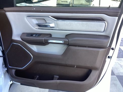 Used 2025 RAM 1500 Laramie image 29