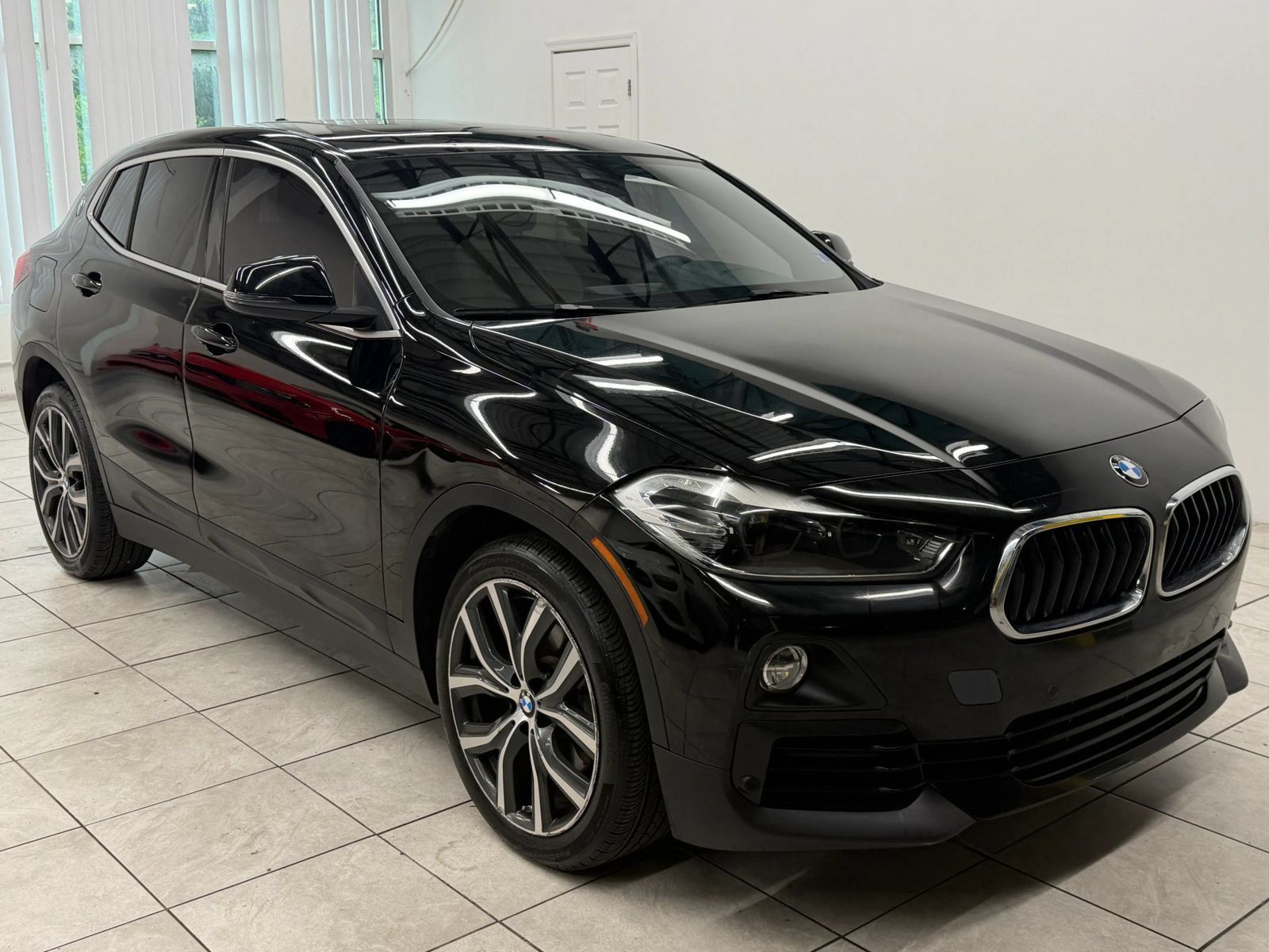Used 2020 BMW X2 sDrive28i w/ Convenience Package FWD image 1